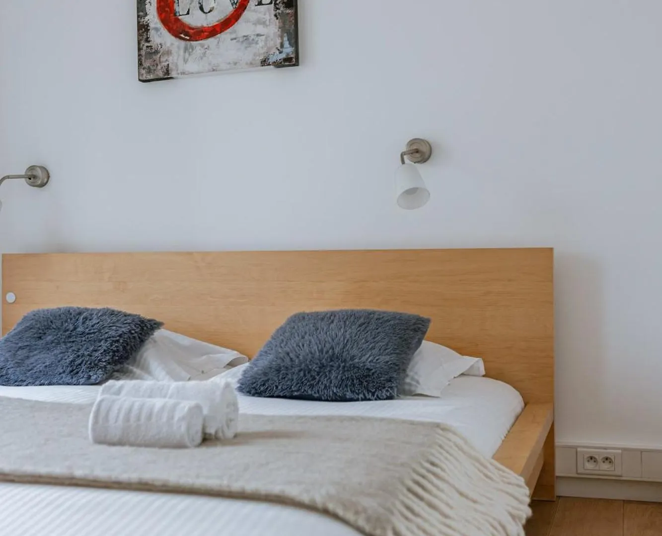 Apartment Huswell - Beachside 3-Bedroom Duplex Near Sea Ostend Belgium
